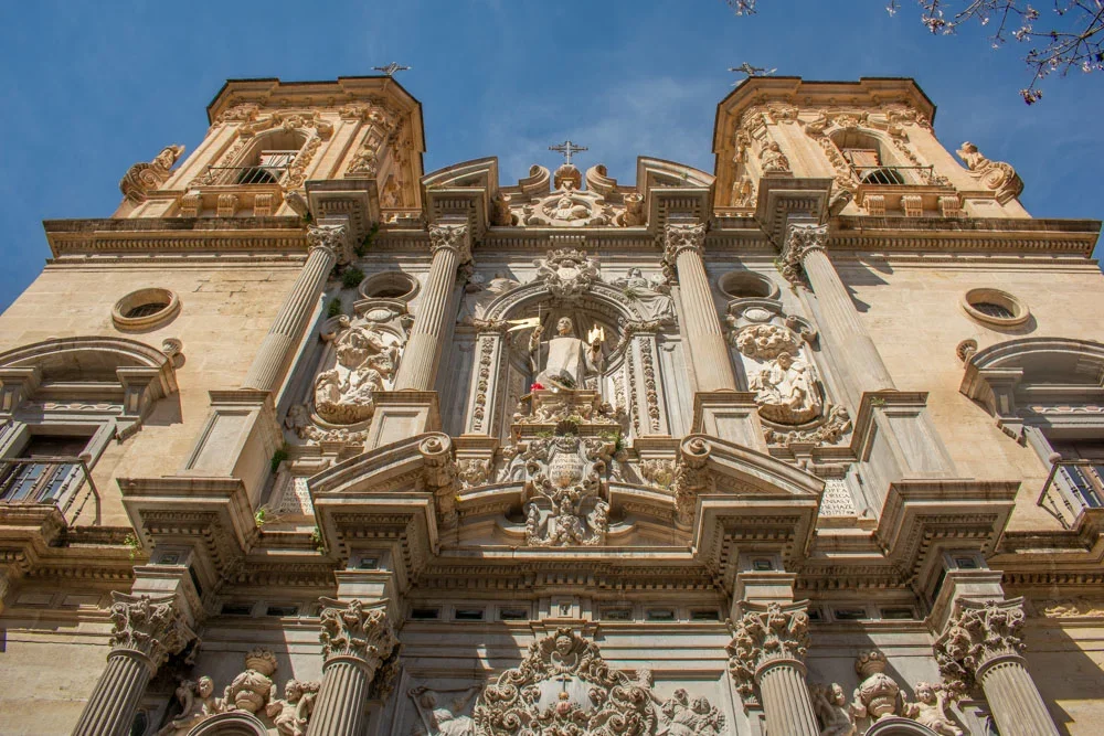 23 Top Attractions and Best Things to Do in Granada, Spain
