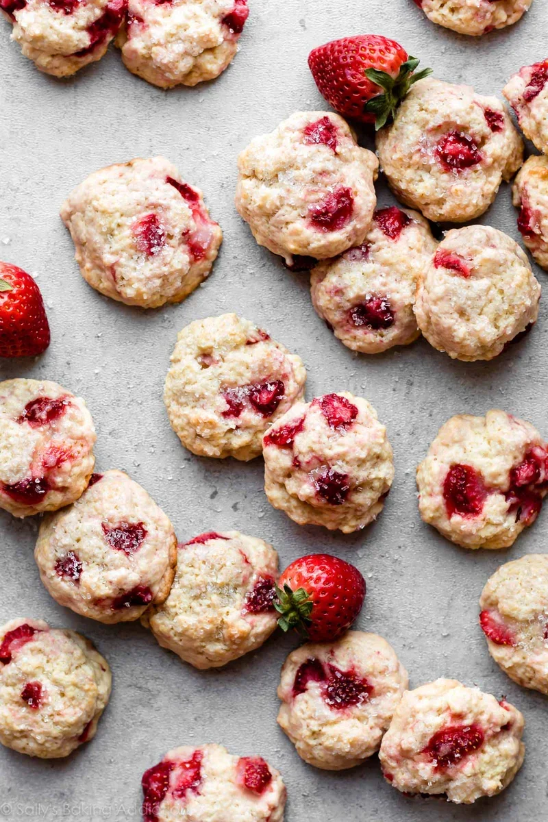 freshly baked strawberry biscuit cookies with coarse sugar topping